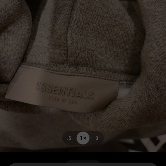 Essentials hoodie - Picture 3 of 5